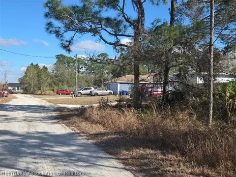 224 Cardinal Ave, Sebring, FL 33870 photo 3