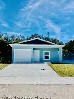 1442 Las Villas Blvd, Sebring, FL 33870