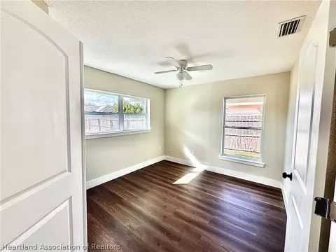 Bedroom - 3225 Mildred St, Sebring, FL 33875 photo 5 of 7