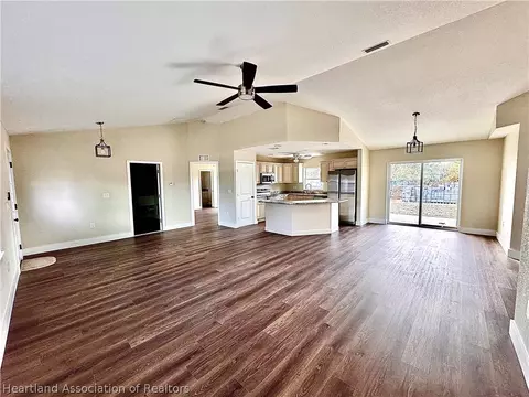 Living - 3225 Mildred St, Sebring, FL 33875 photo 1 of 3