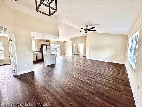 Living - 3225 Mildred St, Sebring, FL 33875 photo 3 of 3