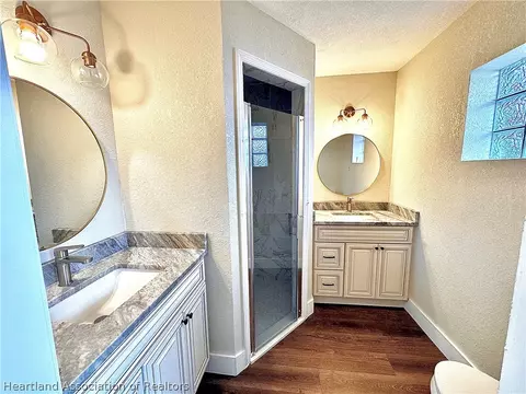 Bath - 3225 Mildred St, Sebring, FL 33875 photo 1 of 2