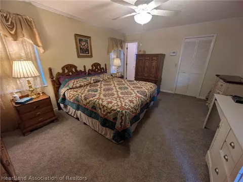 Bedroom - 1628 Willow Dl, Sebring, FL 33872 photo 1 of 4