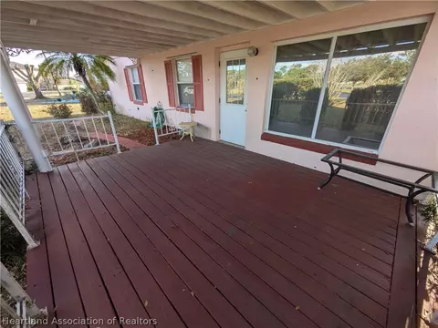 Exterior - 1628 Willow Dl, Sebring, FL 33872 photo 2 of 4