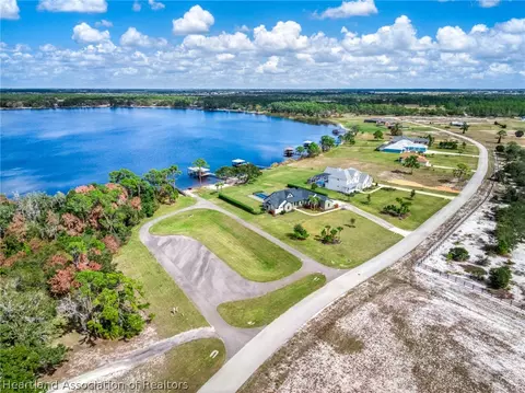 2002 Overlook Bay Dr, Sebring, FL 33875 photo 5