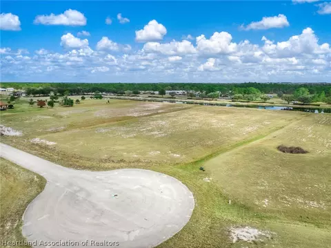 2002 Overlook Bay Dr, Sebring, FL 33875 photo 12