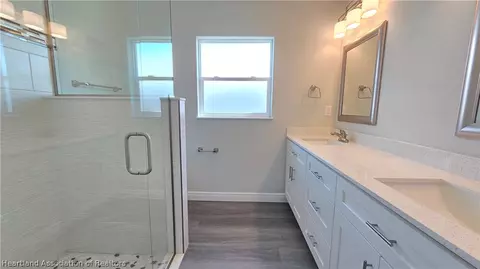 Bath - 307 Howey Rd, Sebring, FL 33870 photo 1 of 4