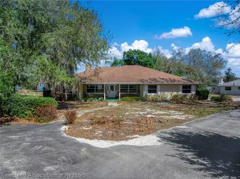 317 Lake Francis Rd, Lake Placid, FL 33852