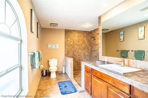 Bath - 5900 Thunder Rd, Sebring, FL 33876 photo 1 of 2