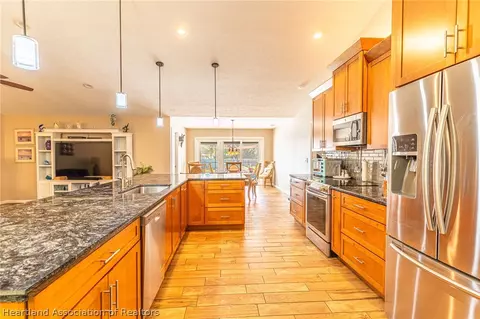 Kitchen - 5900 Thunder Rd, Sebring, FL 33876 photo 3 of 3