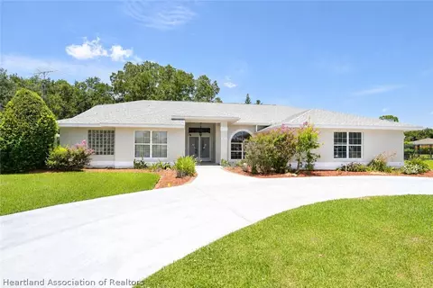 3805 Divot Rd, Sebring, FL 33872