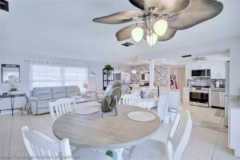 4131 Bianca St, Sebring, FL 33872 photo 9