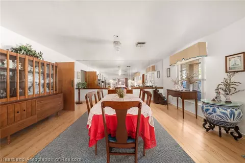 Dining - 325 Sunset Rd, Frostproof, FL 33843 photo 3 of 4