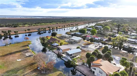 View/Area - 1041 Pine Way, Okeechobee, FL 34974 photo 2 of 4