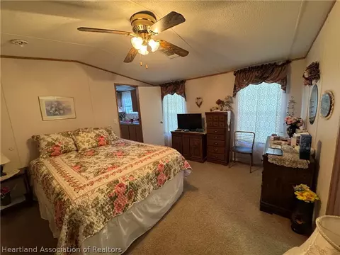 320 E 8th St, Frostproof, FL 33843 photo 5
