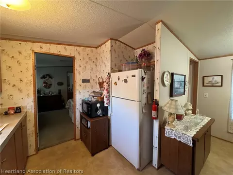 320 E 8th St, Frostproof, FL 33843 photo 9