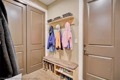 Entry Way - 5008 Oak Rd, Sebring, FL 33875 photo 1 of 2