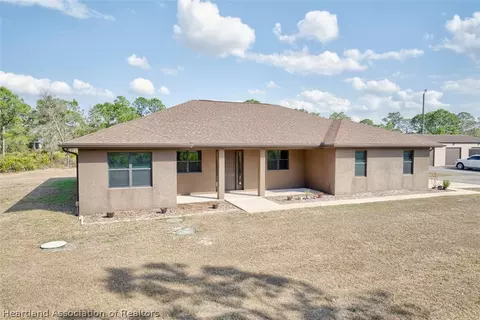 Exterior - 5008 Oak Rd, Sebring, FL 33875 photo 2 of 5