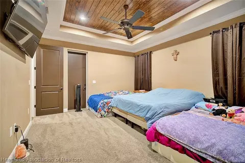 Bedroom - 5008 Oak Rd, Sebring, FL 33875 photo 2 of 5