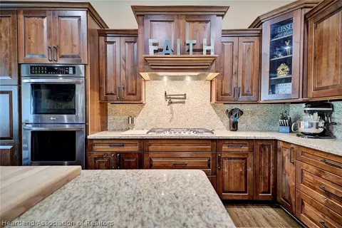 Kitchen - 5008 Oak Rd, Sebring, FL 33875 photo 7 of 8