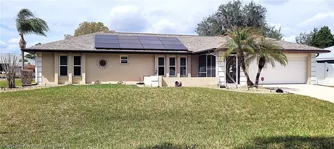 1120 Peachtree Dr, Lake Placid, FL 33852