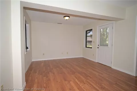 Living - 2921 Summertree Dr, Sebring, FL 33872 photo 7 of 8