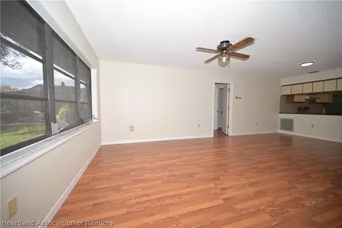 Living - 2921 Summertree Dr, Sebring, FL 33872 photo 5 of 8