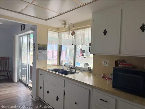 Kitchen - 508 Ryan Rd, Sebring, FL 33876 photo 1 of 4