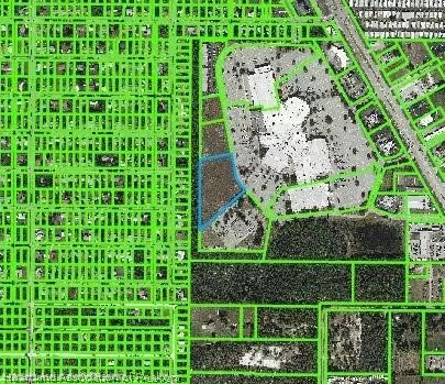 839 Mall Ring Rd, Sebring, FL 33870
