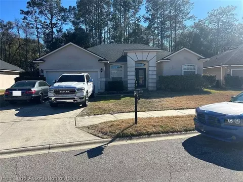 2424 Eisner Dr, Jacksonville, FL 32218 photo 1