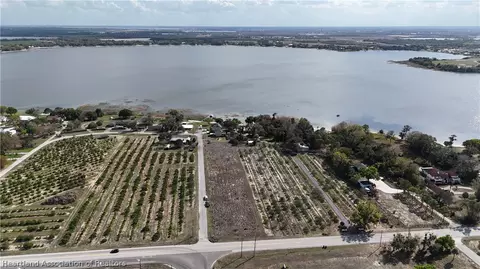 830 Barlow Ave, Avon Park, FL 33825