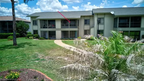 Exterior - 3513 Edgewater Dr, Sebring, FL 33872 photo 4 of 5