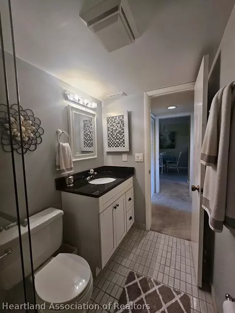 Bath - 3513 Edgewater Dr, Sebring, FL 33872 photo 3 of 5