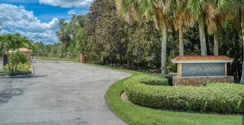 2024 Hawks Landing Pl, Sebring, FL 33875