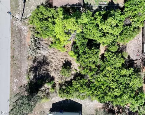 3320 Dolphin Dr, Sebring, FL 33870 photo 4