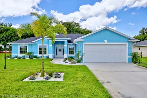 124 Clinton Ave, Lake Placid, FL 33852