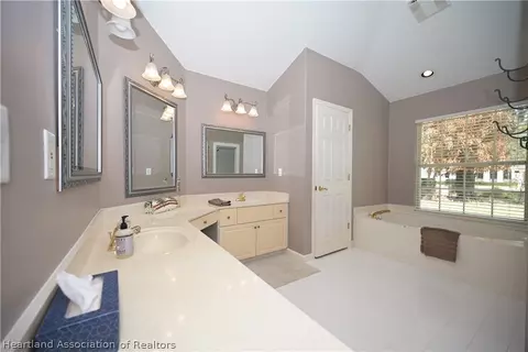 Bath - 2737 Cheyenne Rd, Sebring, FL 33875 photo 1 of 8