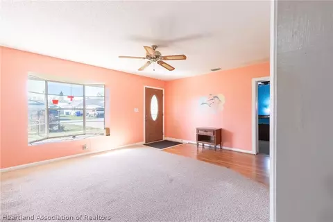 Living - 217 Eagle Ave, Sebring, FL 33870 photo 4 of 7