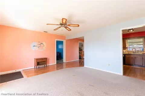 Living - 217 Eagle Ave, Sebring, FL 33870 photo 6 of 7