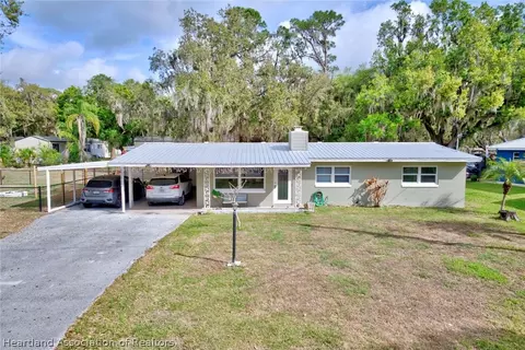 1608 Noble Fir St, Lake Placid, FL 33852