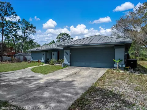 Exterior - 6121 Cherry Rd, Sebring, FL 33875 photo 1 of 6