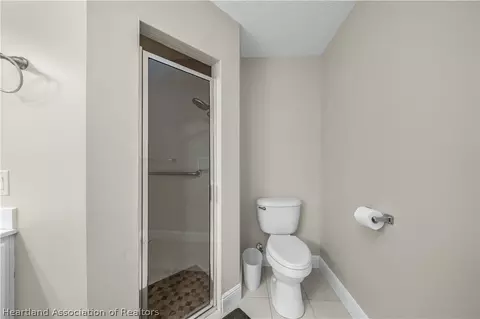 Bath - 4501 Vantage Cir, Sebring, FL 33872 photo 3 of 6