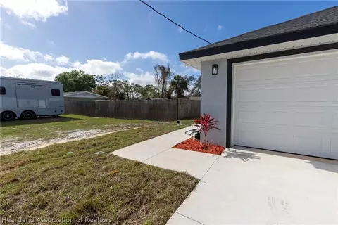 Exterior - 3209 King Dr, Sebring, FL 33870 photo 7 of 7