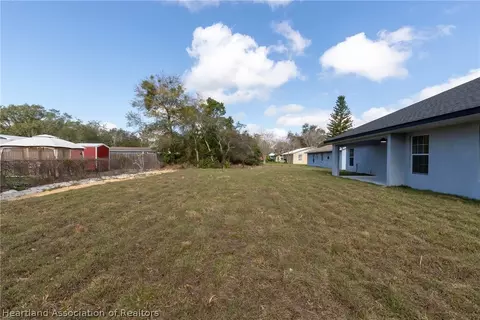 Exterior - 3209 King Dr, Sebring, FL 33870 photo 5 of 7