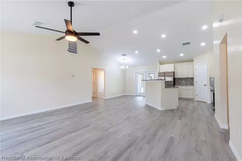 Living - 3209 King Dr, Sebring, FL 33870 photo 4 of 5