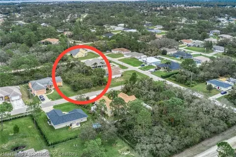 906 Replica Ave, Sebring, FL 33872