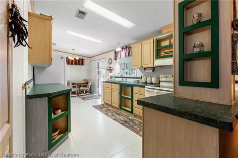 1641 SW 35th Cir, Okeechobee, FL 34974 photo 17