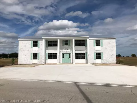 1039 Lake June Rd, Lake Placid, FL 33852