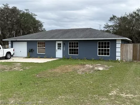 2100 N Saginaw Rd, Avon Park, FL 33825