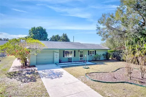 2209 Sunset Dr, Sebring, FL 33870